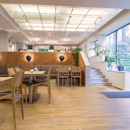 מלון Scandic Plaza