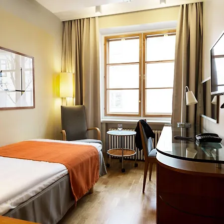 Hotel Scandic Plaza 4*