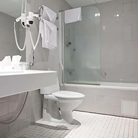 Hotel Scandic Plaza 4*
