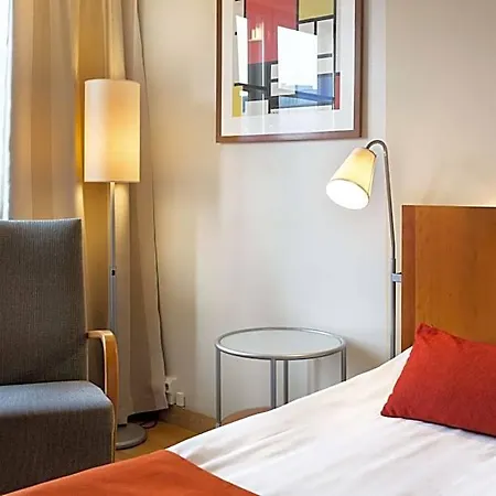 Hotel Scandic Plaza 4*