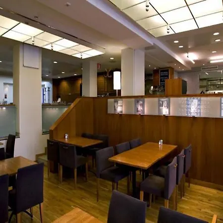 Hotel Scandic Plaza 4*