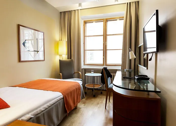 Hotelli Scandic Plaza 4*